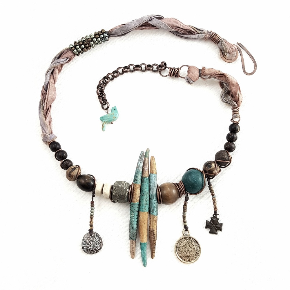 Artisan Polymer Aqua Spikes Statement Necklace